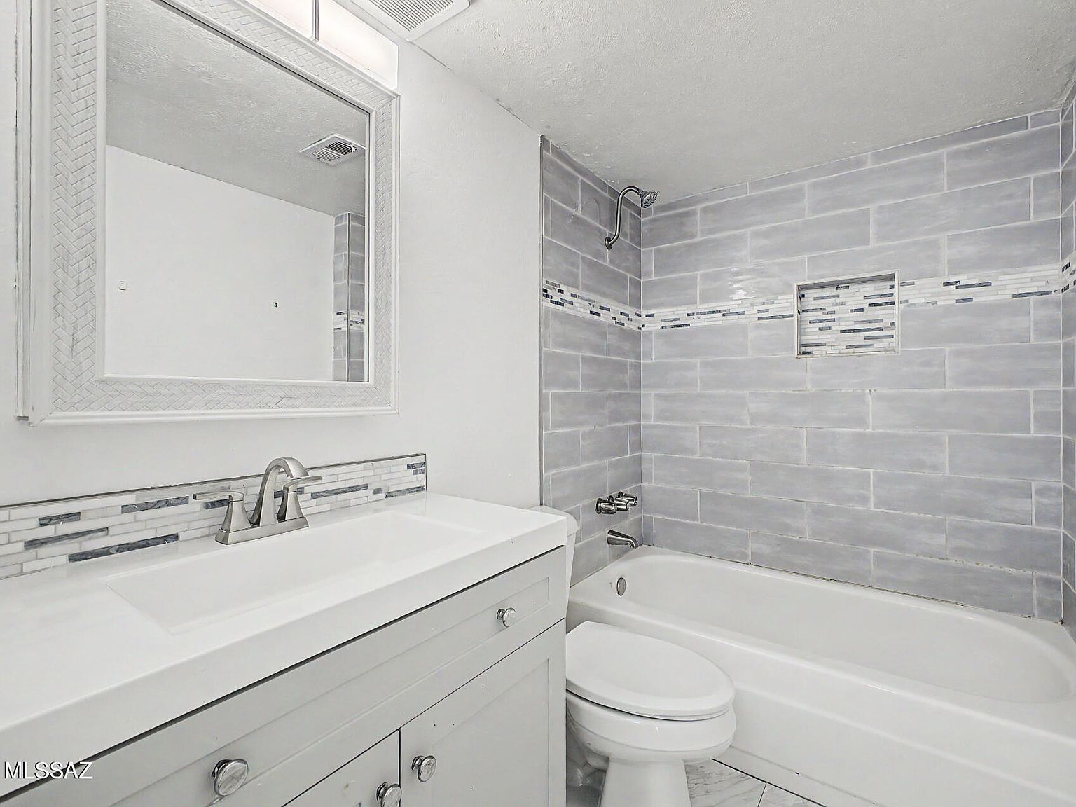 1600 N Wilmot Rd Unit 196 Tucson, AZ 85712  | Single Family