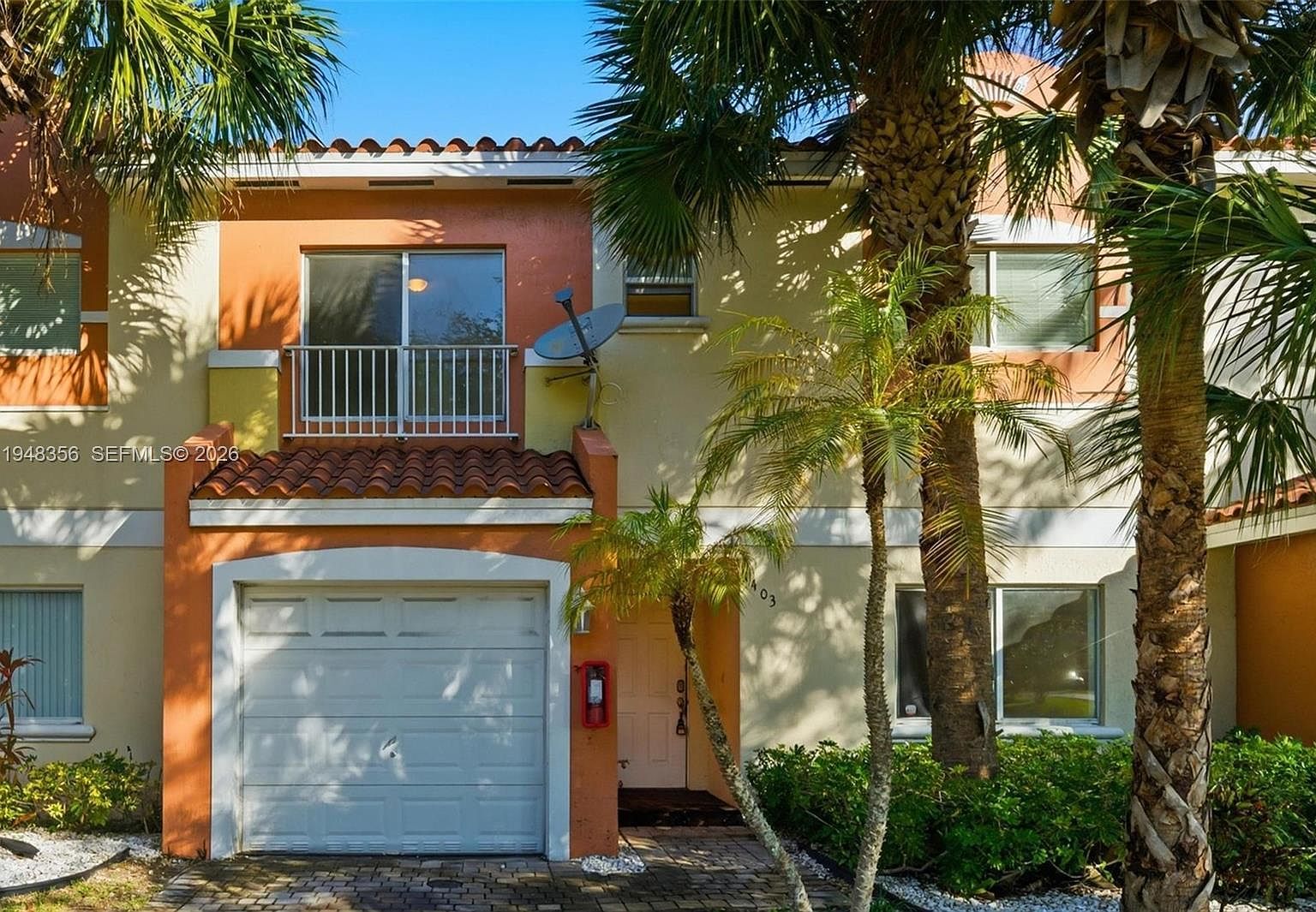 1403 NW 2nd St Fort Lauderdale, FL 33311 - Thumbnail 2