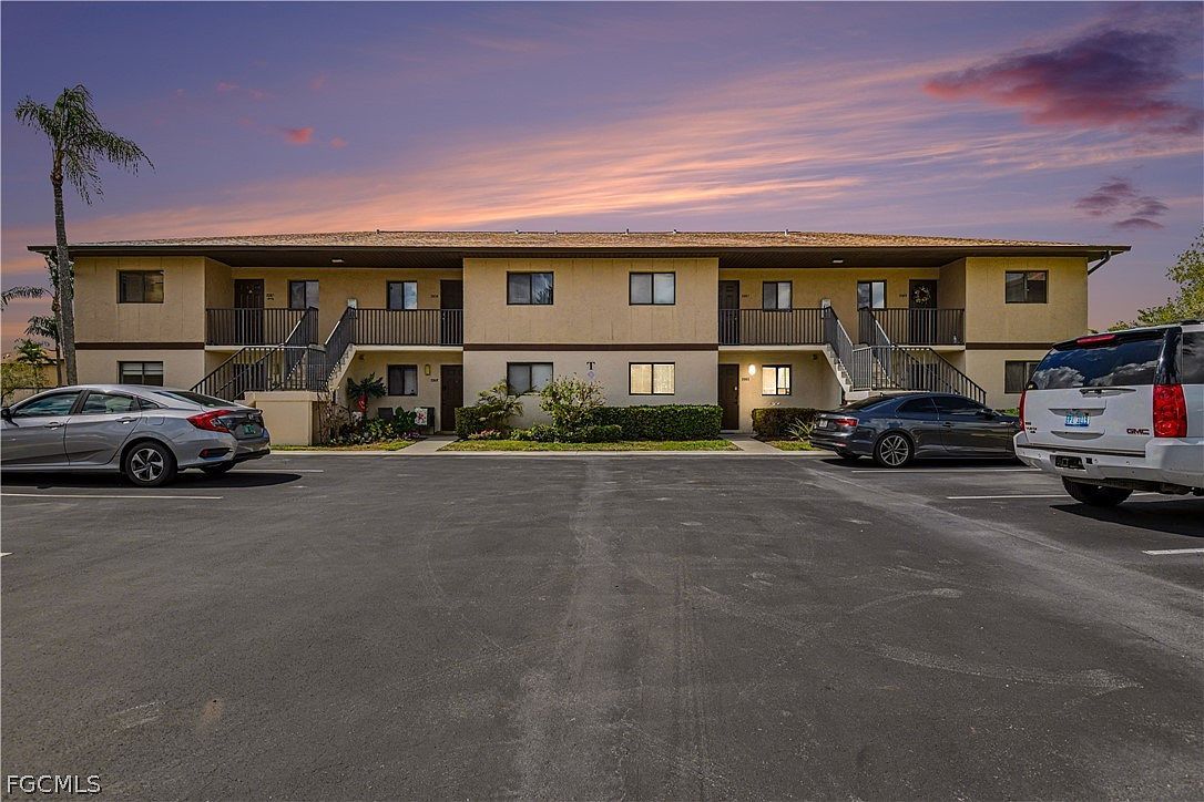4790 S Cleveland Ave APT 2003 Fort Myers, FL 33907  | Condominium