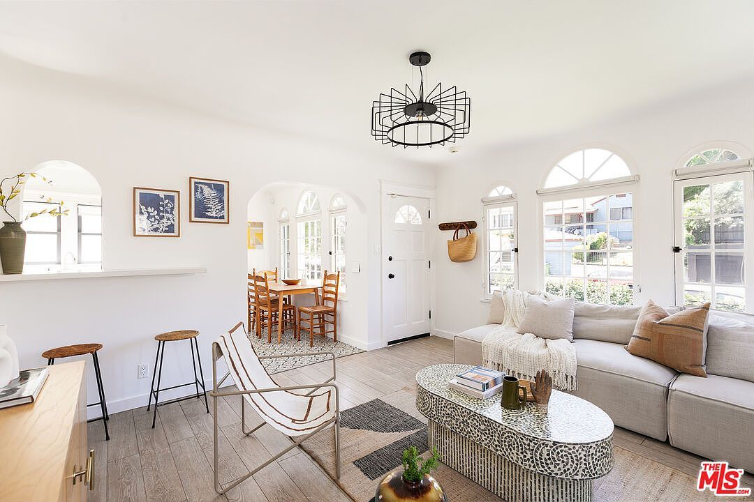 2237 1/2 W Avenue 33 Los Angeles, CA 90065  | Condominium