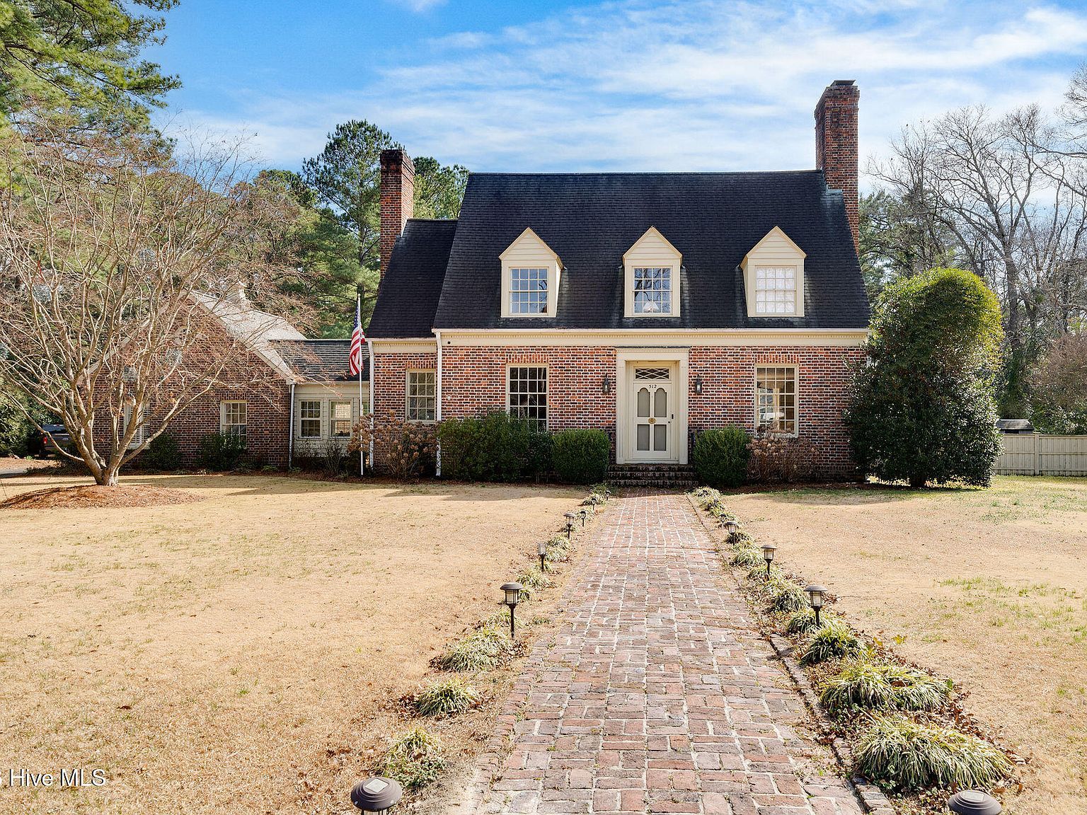 512 E Hill St Warsaw, NC 28398 - Thumbnail 2