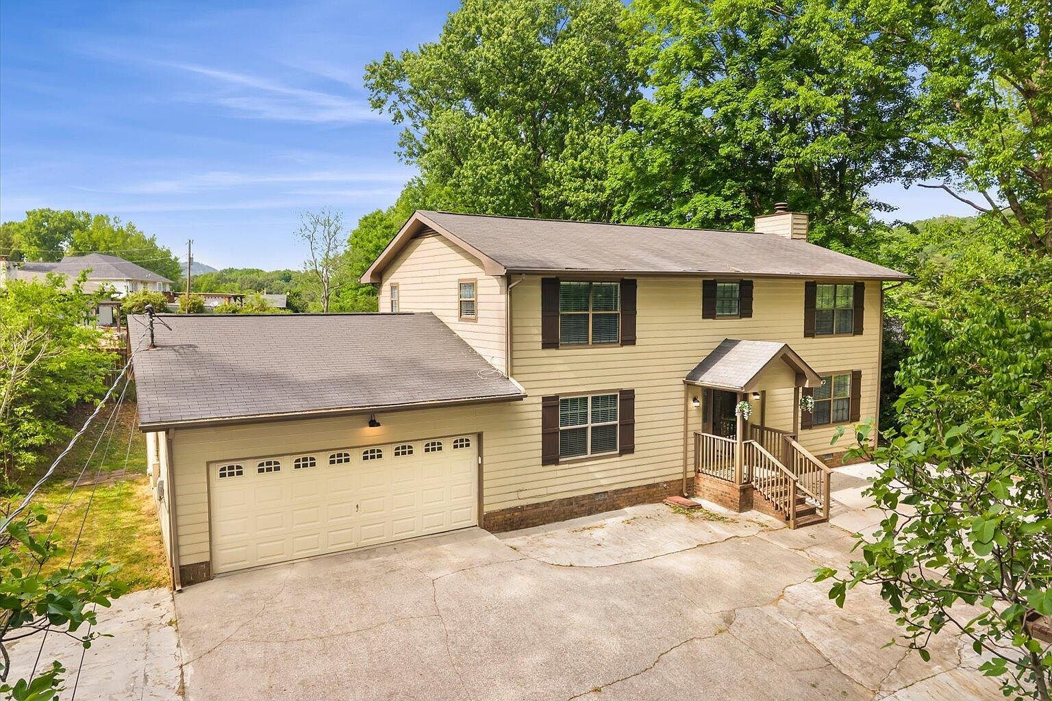 1921 Tibbs Ter Dalton, GA 30720 | Single Family