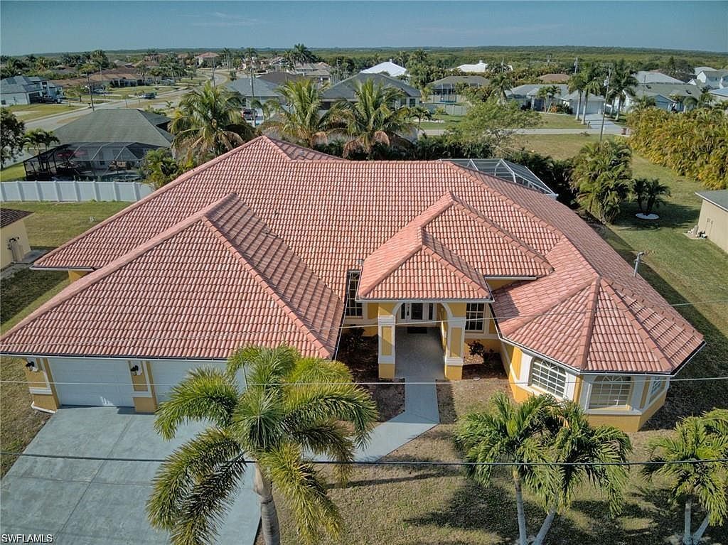 3010 SW 29th Ave Cape Coral, FL 33914 - Thumbnail 2