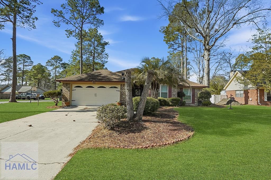 915 Mandarin Dr Hinesville, GA 31313  | Single Family