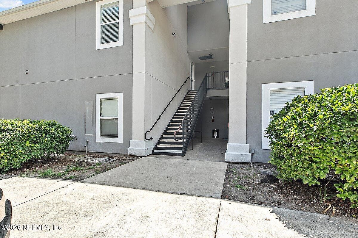 1466 Manotak Point Dr Unit 208 Jacksonville, FL 32210, 32210