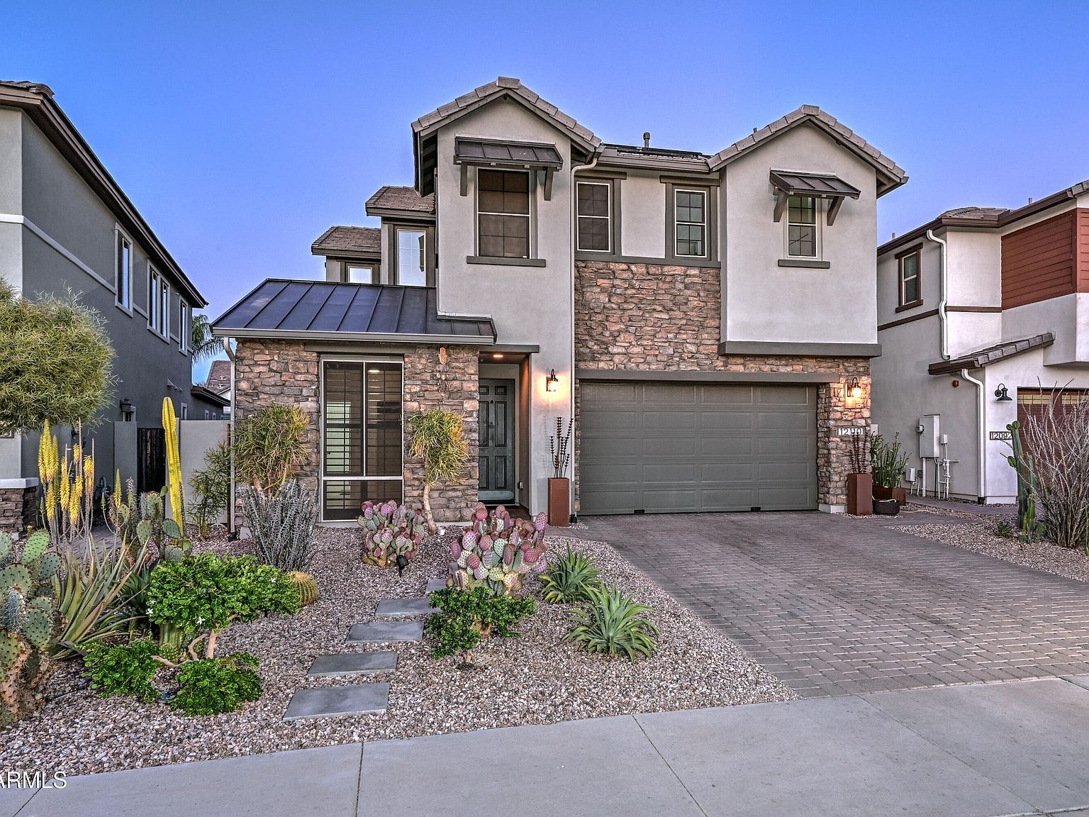 12110 W Dale Ln Peoria, AZ 85383 - Thumbnail 2