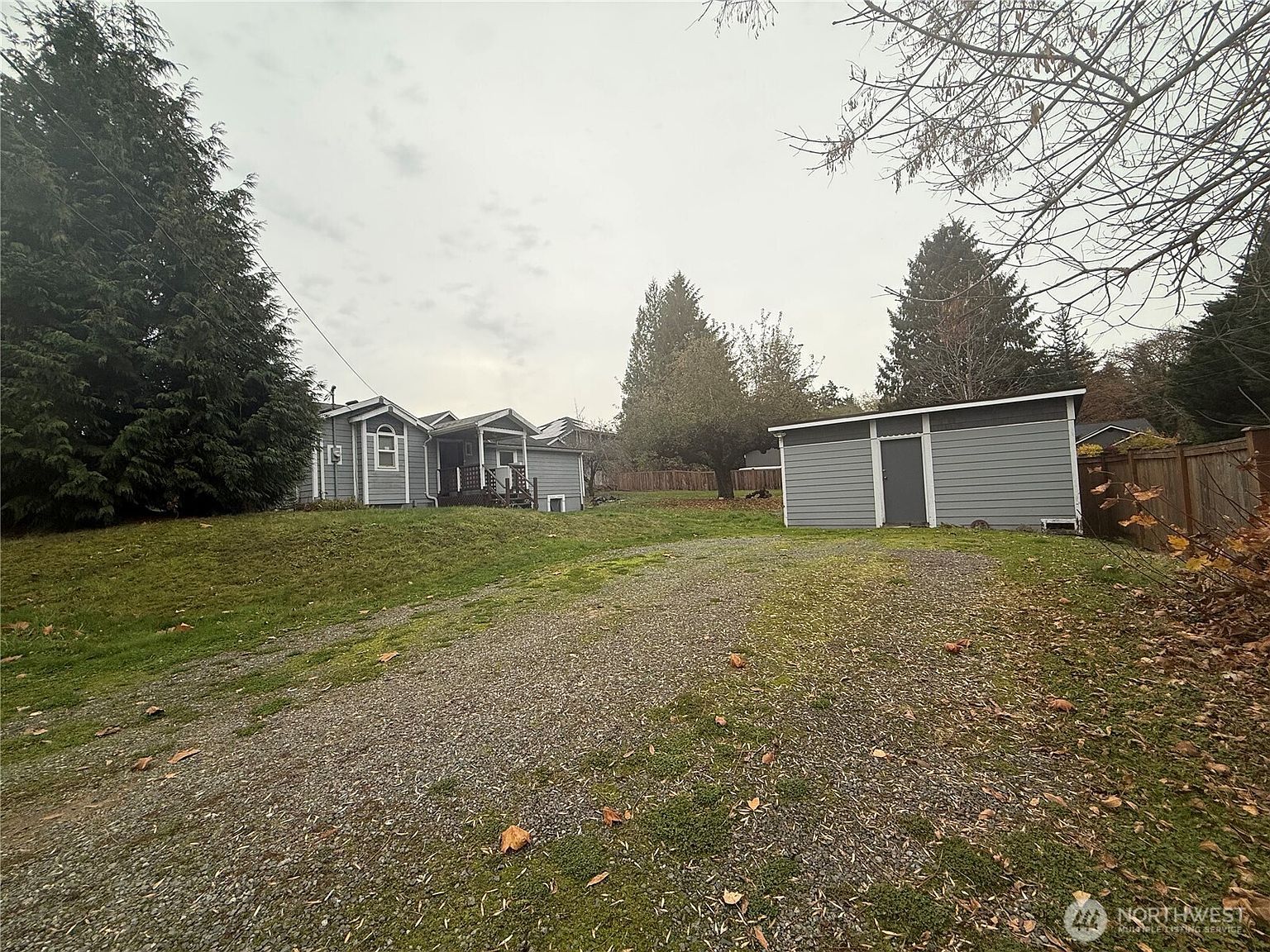 2726 21st St SW Puyallup, WA 98373 - Thumbnail 2