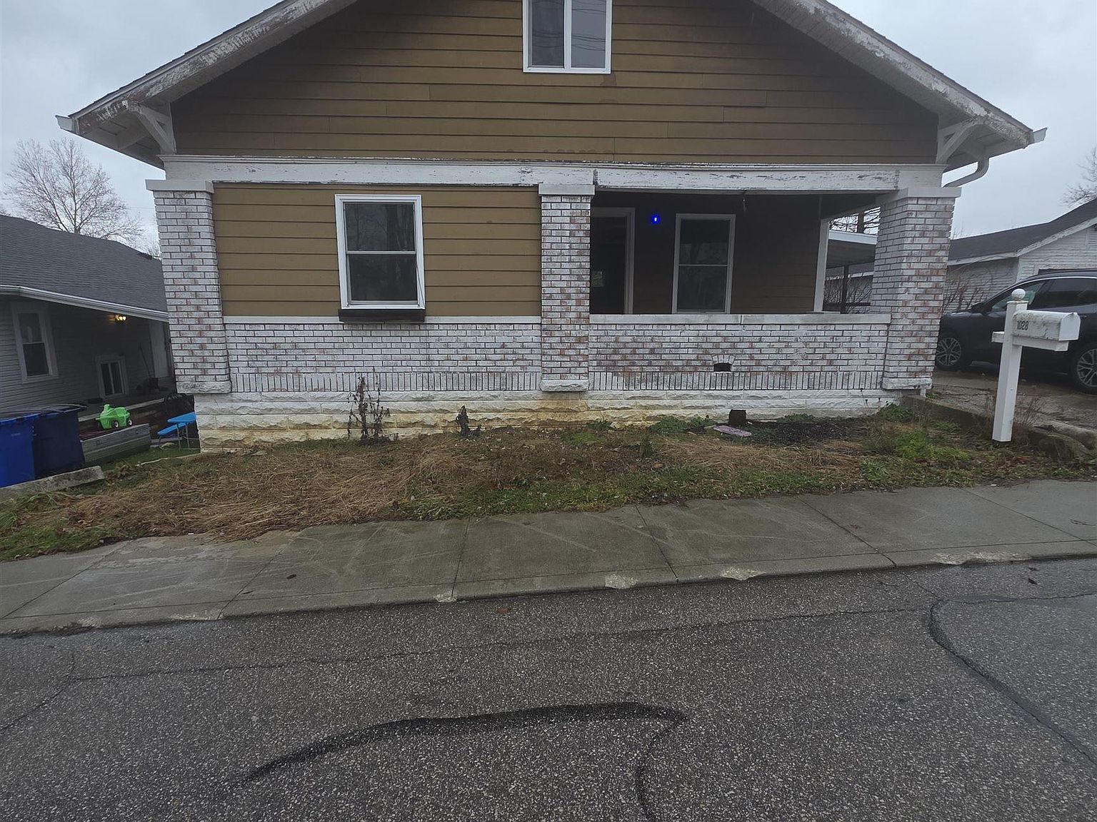 1028 R St Bedford, IN 47421 - Thumbnail 2