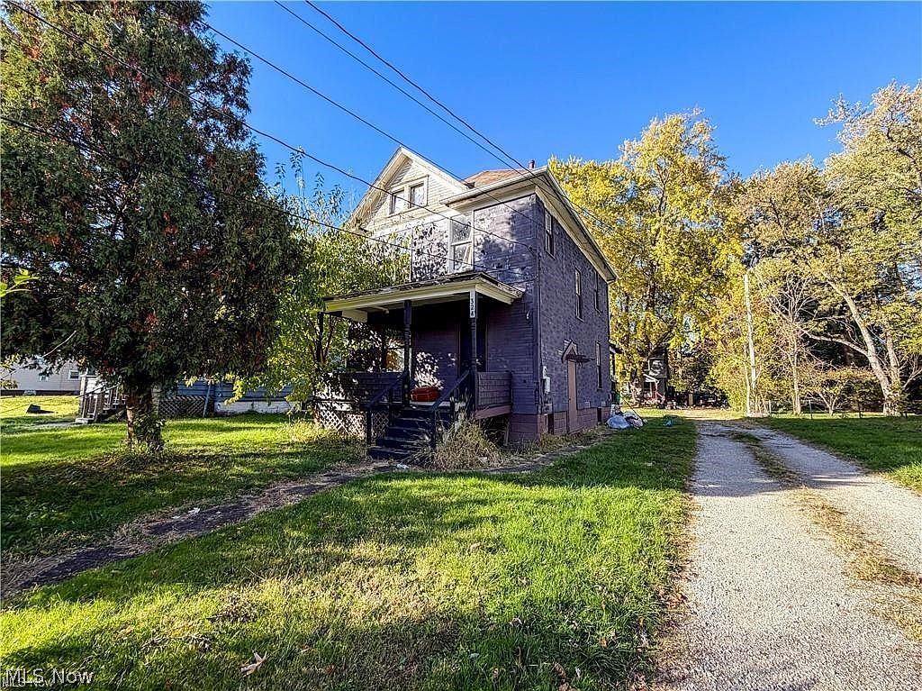 322-324 North St NW Warren, OH 44483, 44483