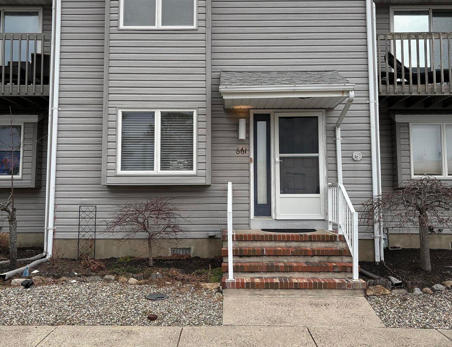 661 Ellicott Ave Unit 103 Toms River, NJ 08753 - Thumbnail 2