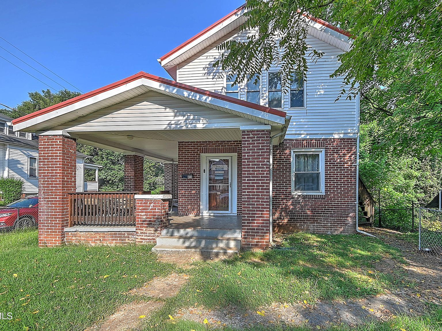 416 Moore St Bristol, VA 24201 - Thumbnail 2