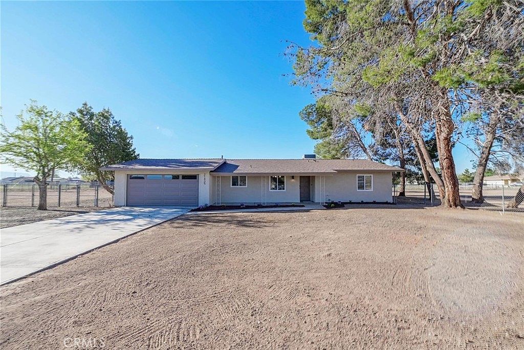 21435 Zuni Rd Apple Valley, CA 92307  | Single Family