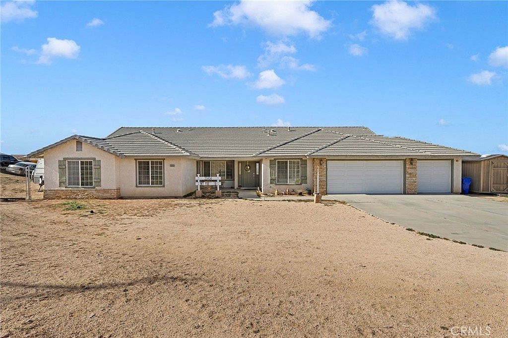 25850 Mountain View Rd Apple Valley, CA 92308 - Thumbnail 2