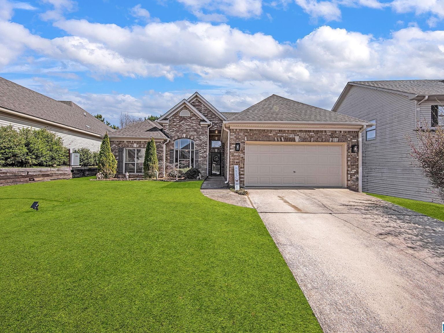 745 Forest Lakes Dr Sterrett, AL 35147 - Thumbnail 2