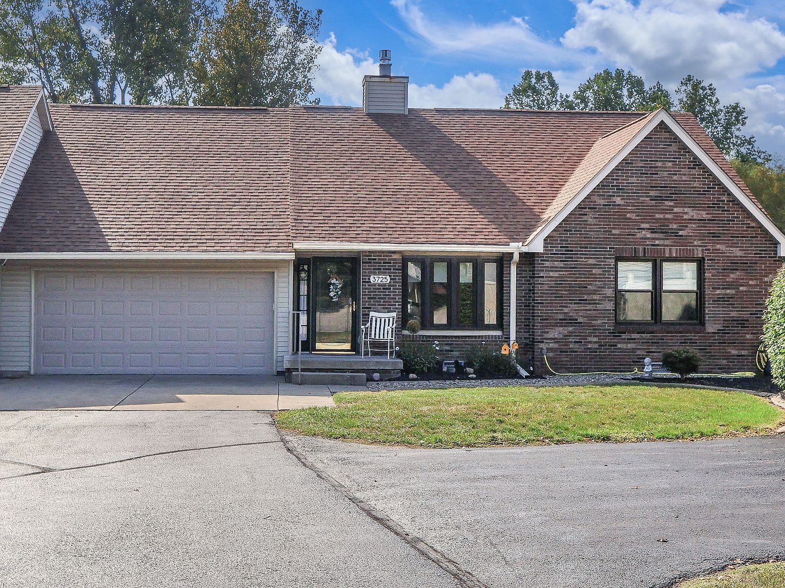 3725 W Two Mile House Rd Columbus, IN 47201 - Thumbnail 2