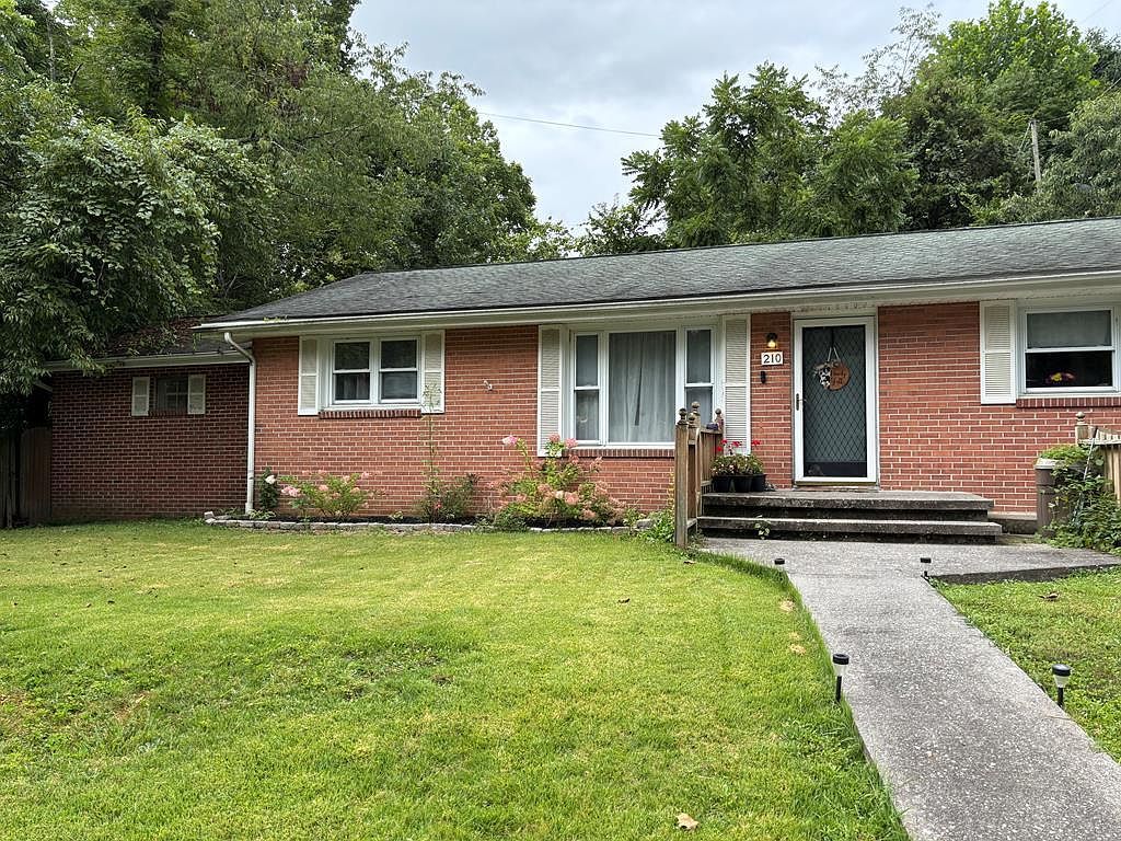 210 Burnette St Richlands, VA 24641 - Thumbnail 2