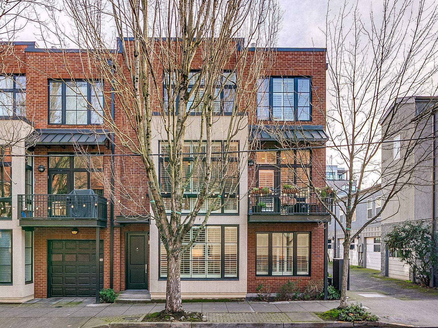 752 NW 12th Ave Portland, OR 97209 - Thumbnail 2