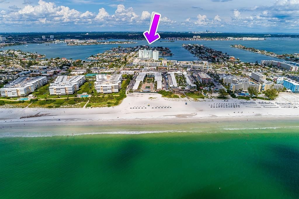 420 64th Ave APT 202 Saint Pete Beach, FL 33706 - Thumbnail 2