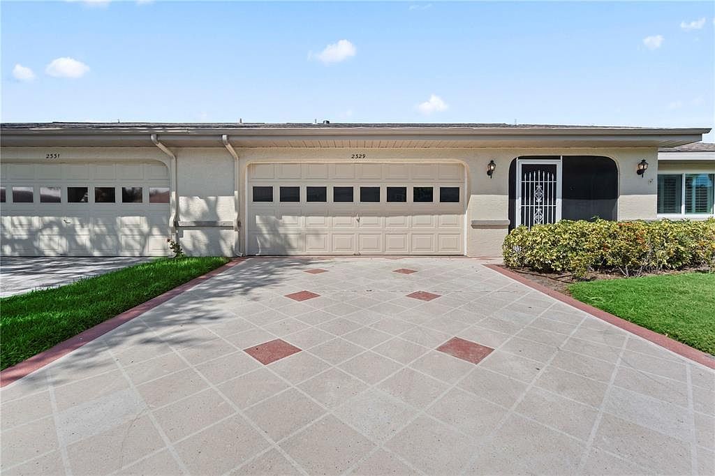 2329 Lancaster Dr Sun City Center, FL 33573 - Thumbnail 2