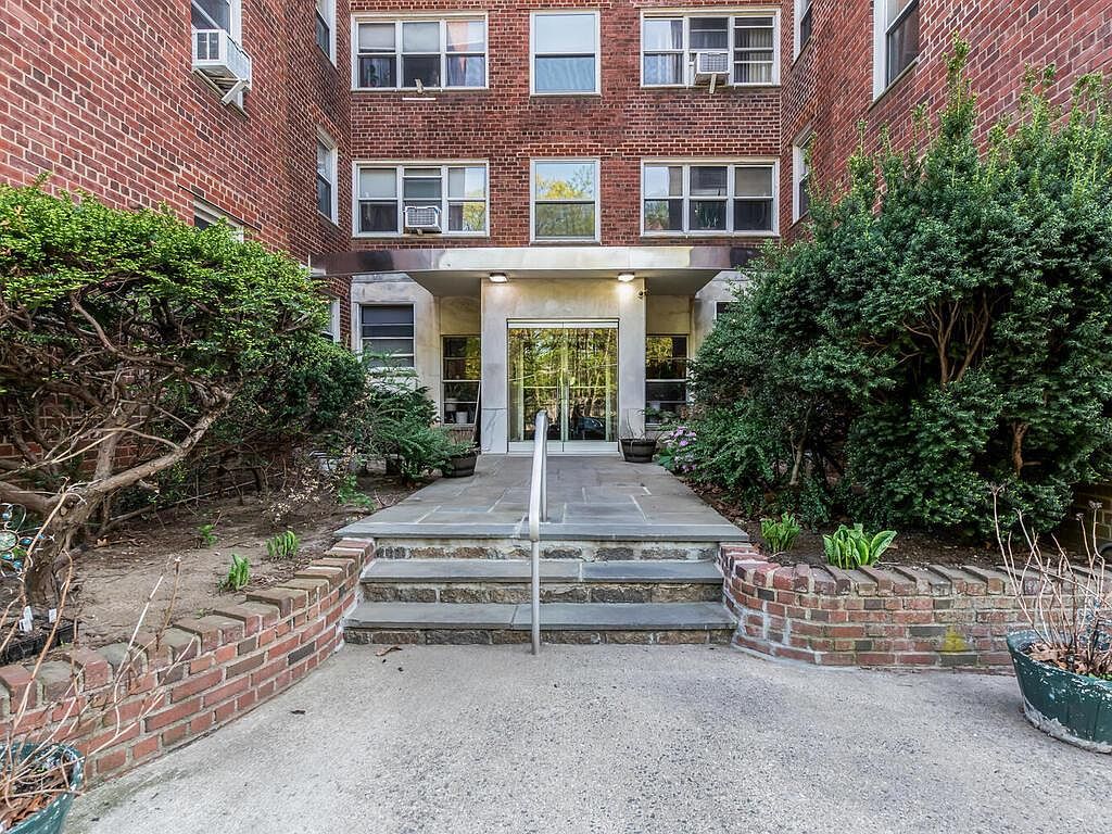 1234 Midland Ave APT 5C Bronxville, NY 10708 - Thumbnail 2