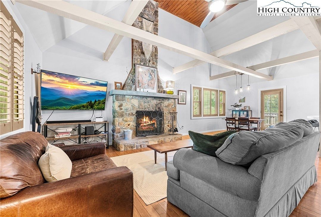 239 Deerfield Estates Rd Boone, NC 28607 - Thumbnail 2