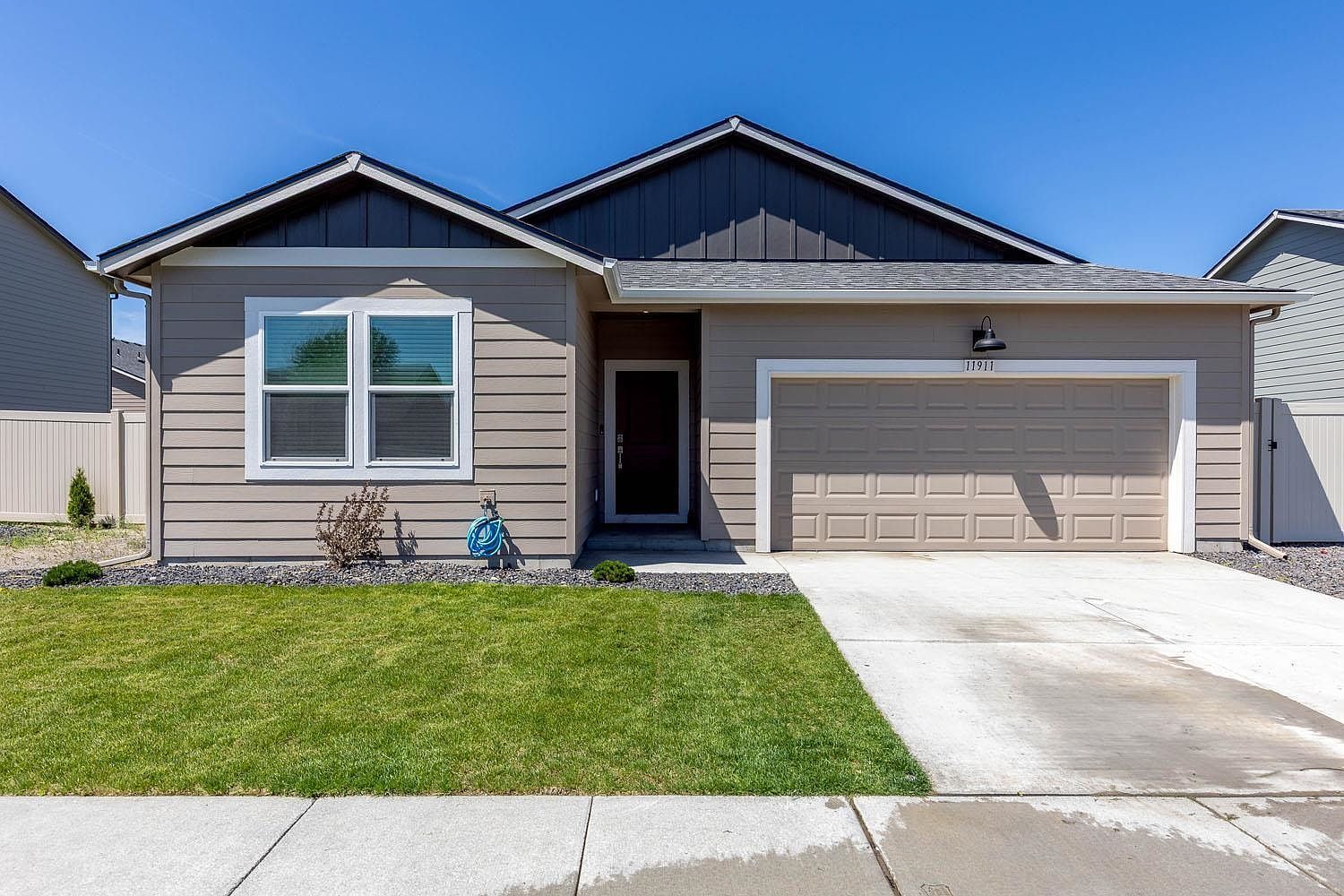 11911 N Greene St Mead, WA 99021 - Thumbnail 2
