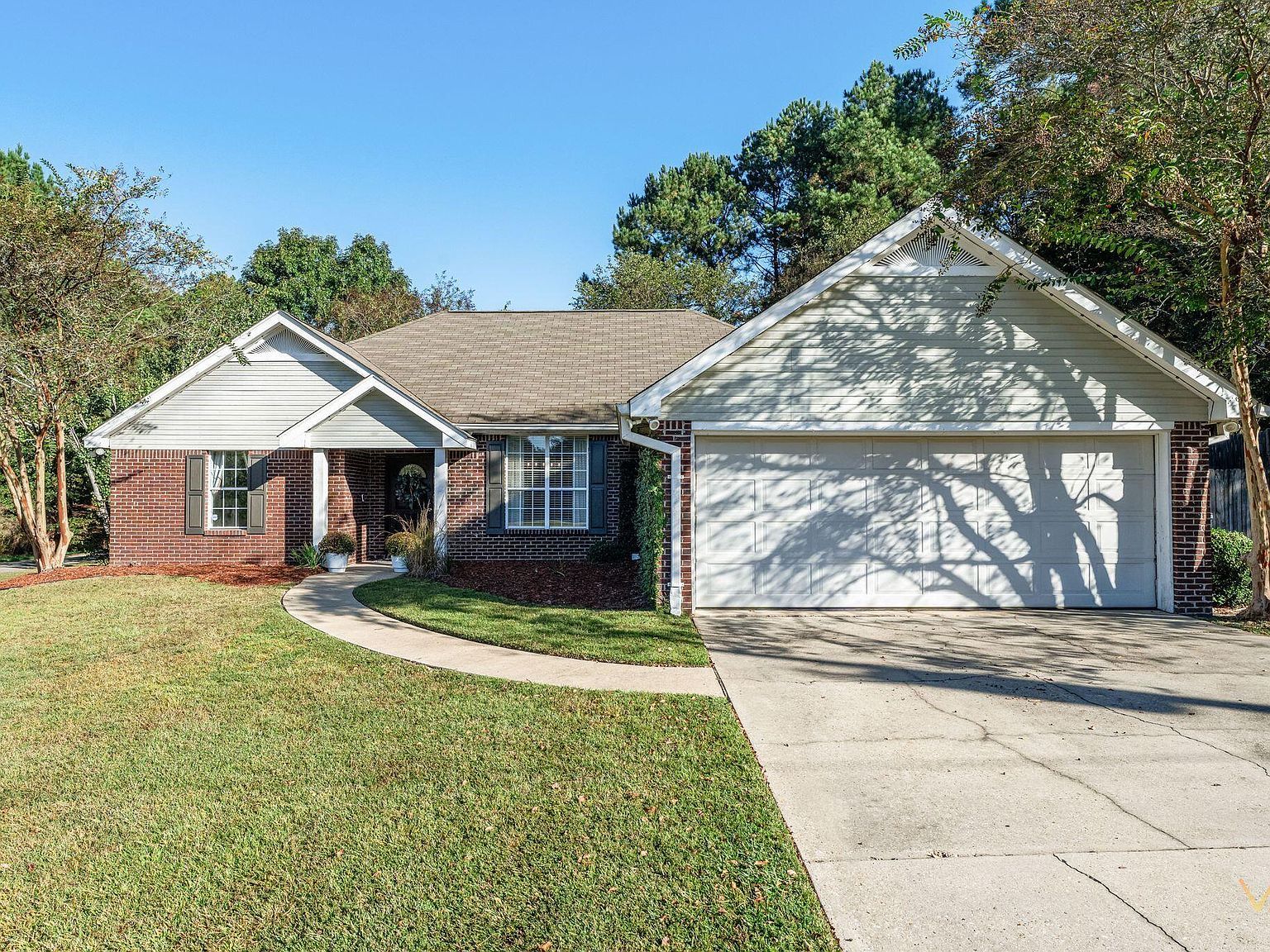 241 Somerset Dr Hattiesburg, MS 39402 - Thumbnail 2