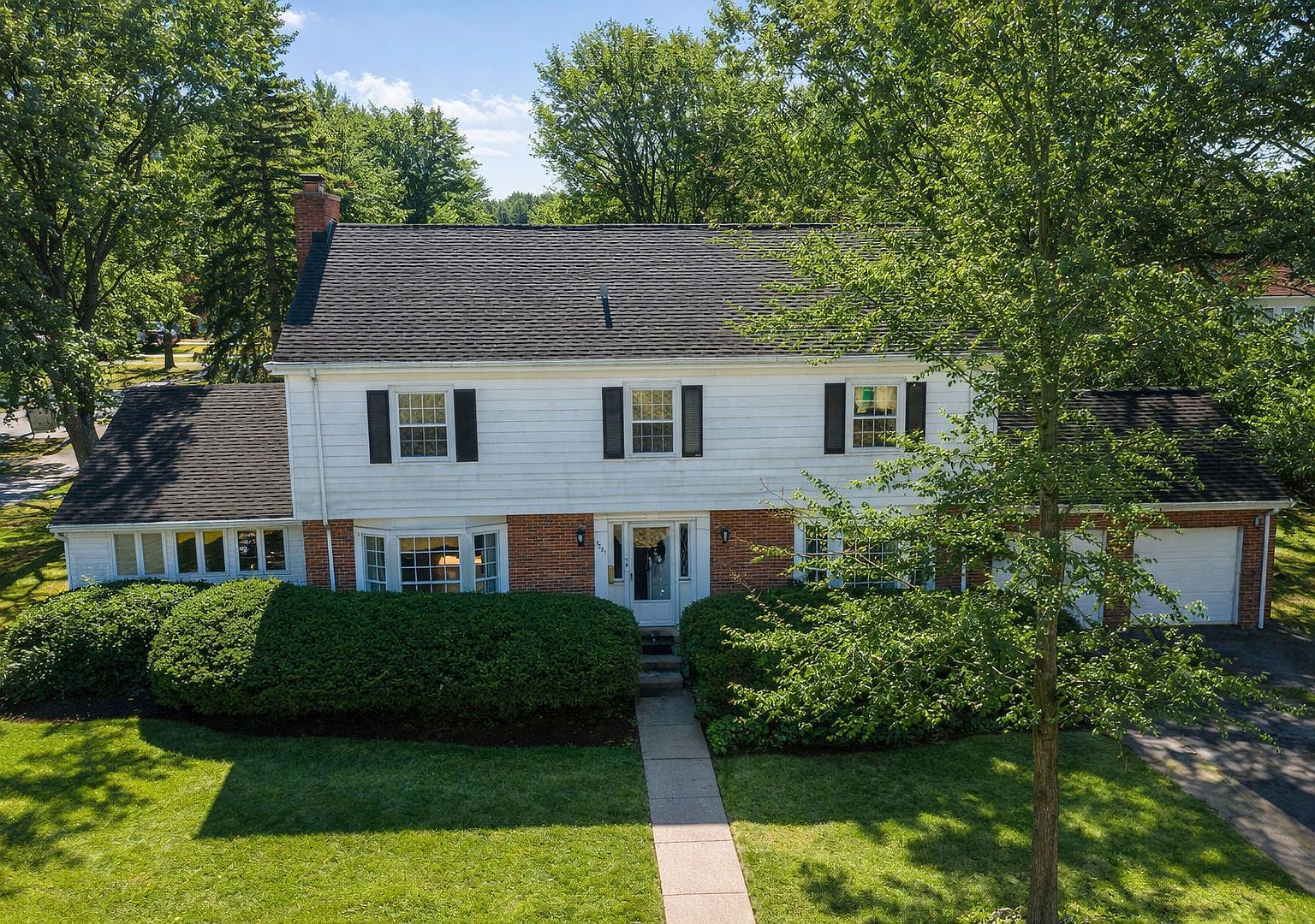 3701 Foster St Evanston, IL 60203 - Thumbnail 2