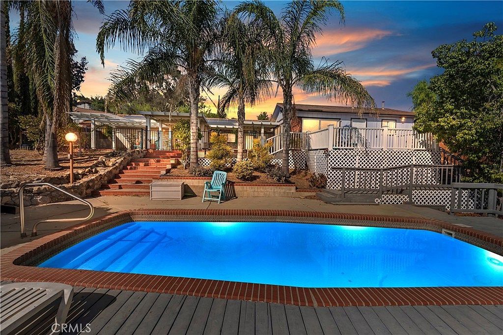 19975 Heartwood Dr Perris, CA 92570 - Thumbnail 2