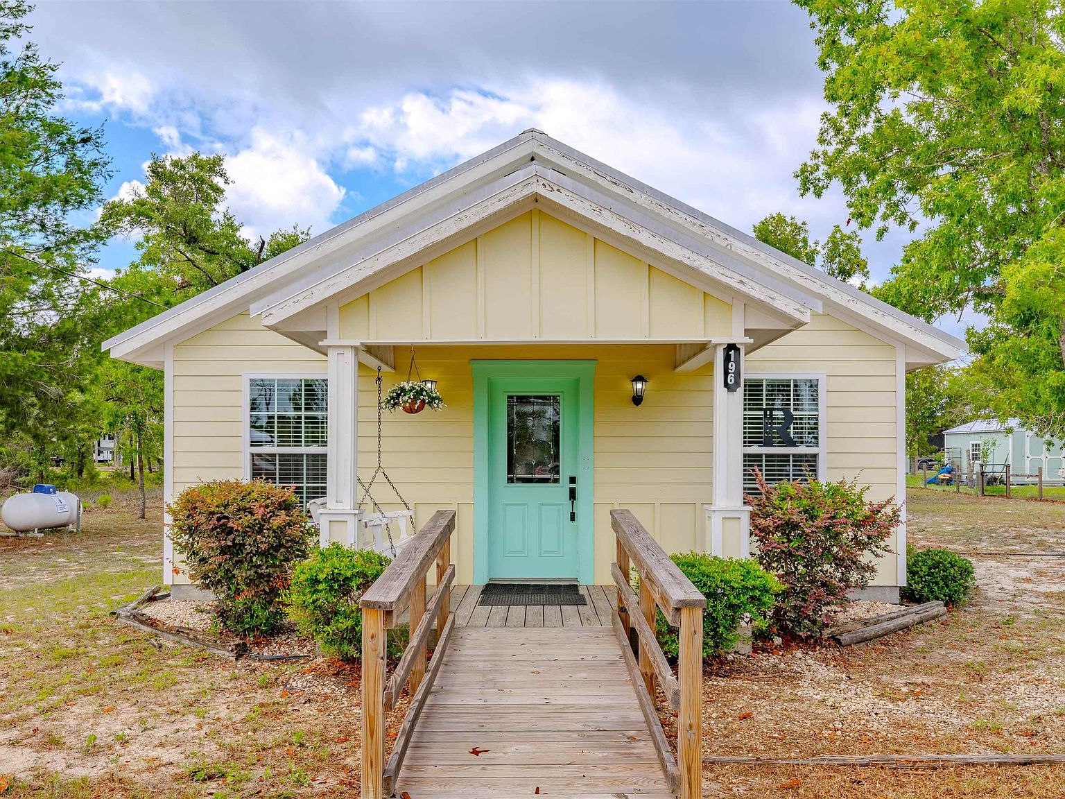 196 Leslie Ln Perry, FL 32348, 32348