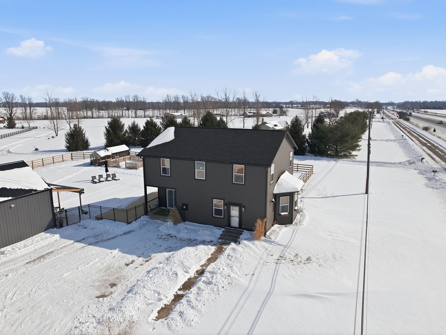 6538 N Michigan Rd Fairland, IN 46126 - Thumbnail 2