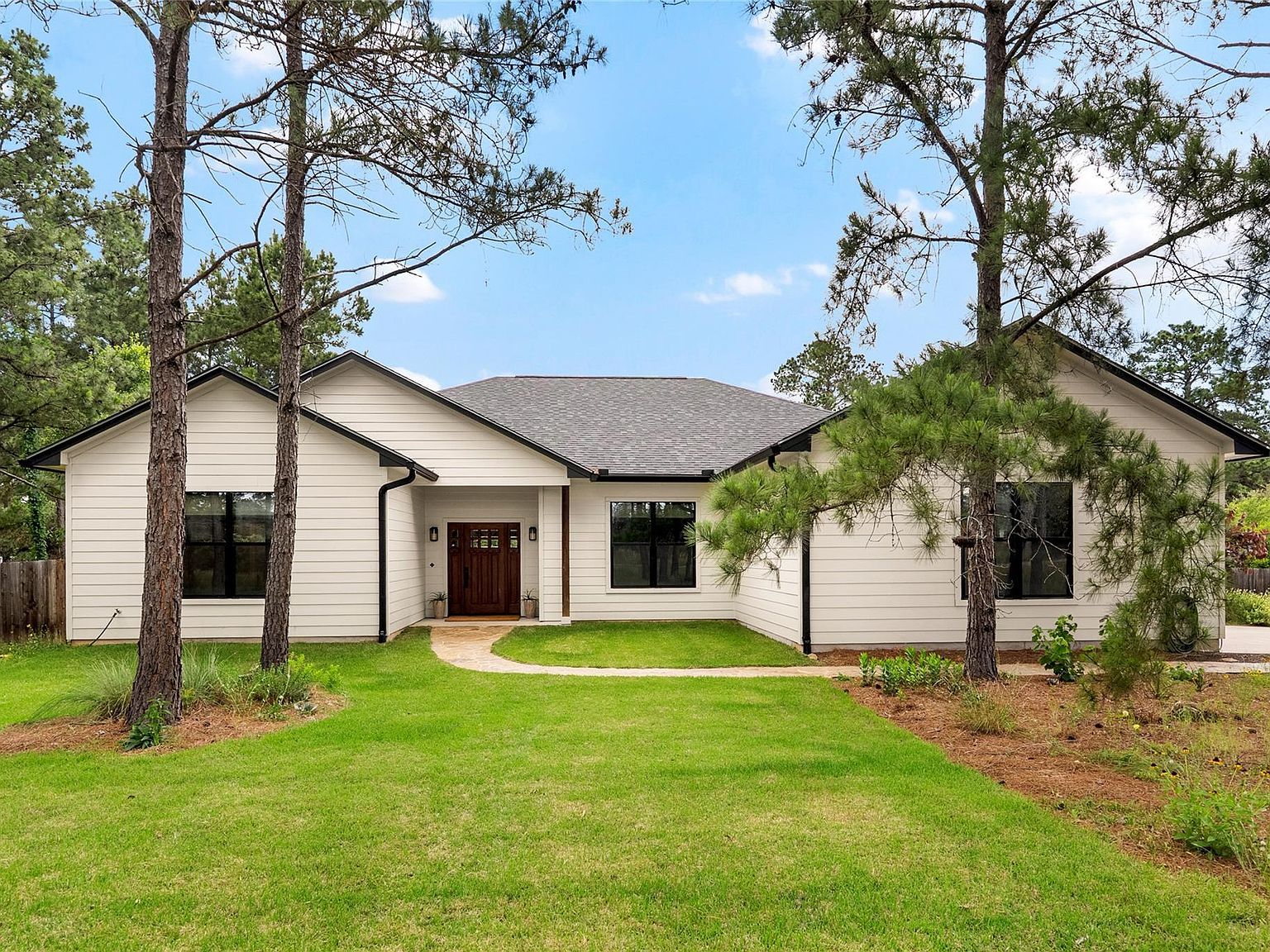 111 Green Grass Ln Bastrop, TX 78602, 78602