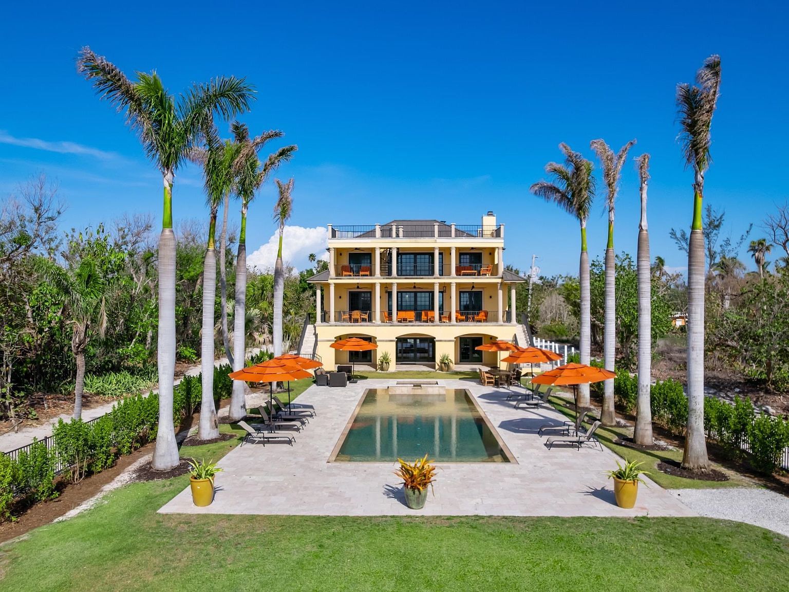 16205 Captiva Dr Captiva, FL 33924 - Thumbnail 2