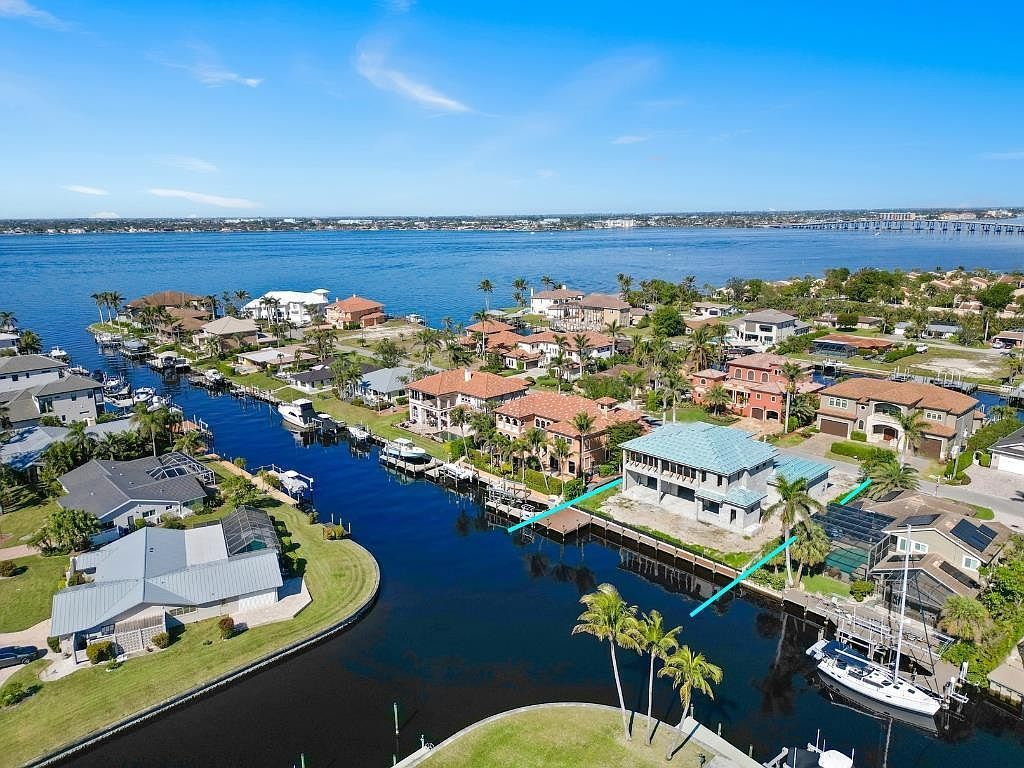 846 Cypress Lake Cir Fort Myers, FL 33919 - Thumbnail 2