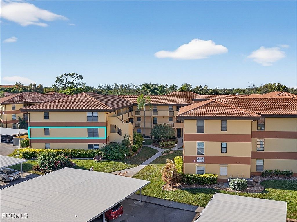 6136 Whiskey Creek Dr APT 520 Fort Myers, FL 33919 - Thumbnail 2