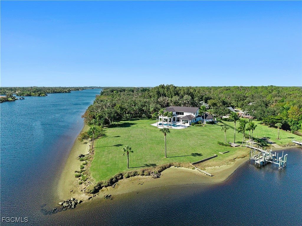 18090 N Olga Dr Alva, FL 33920 - Thumbnail 2