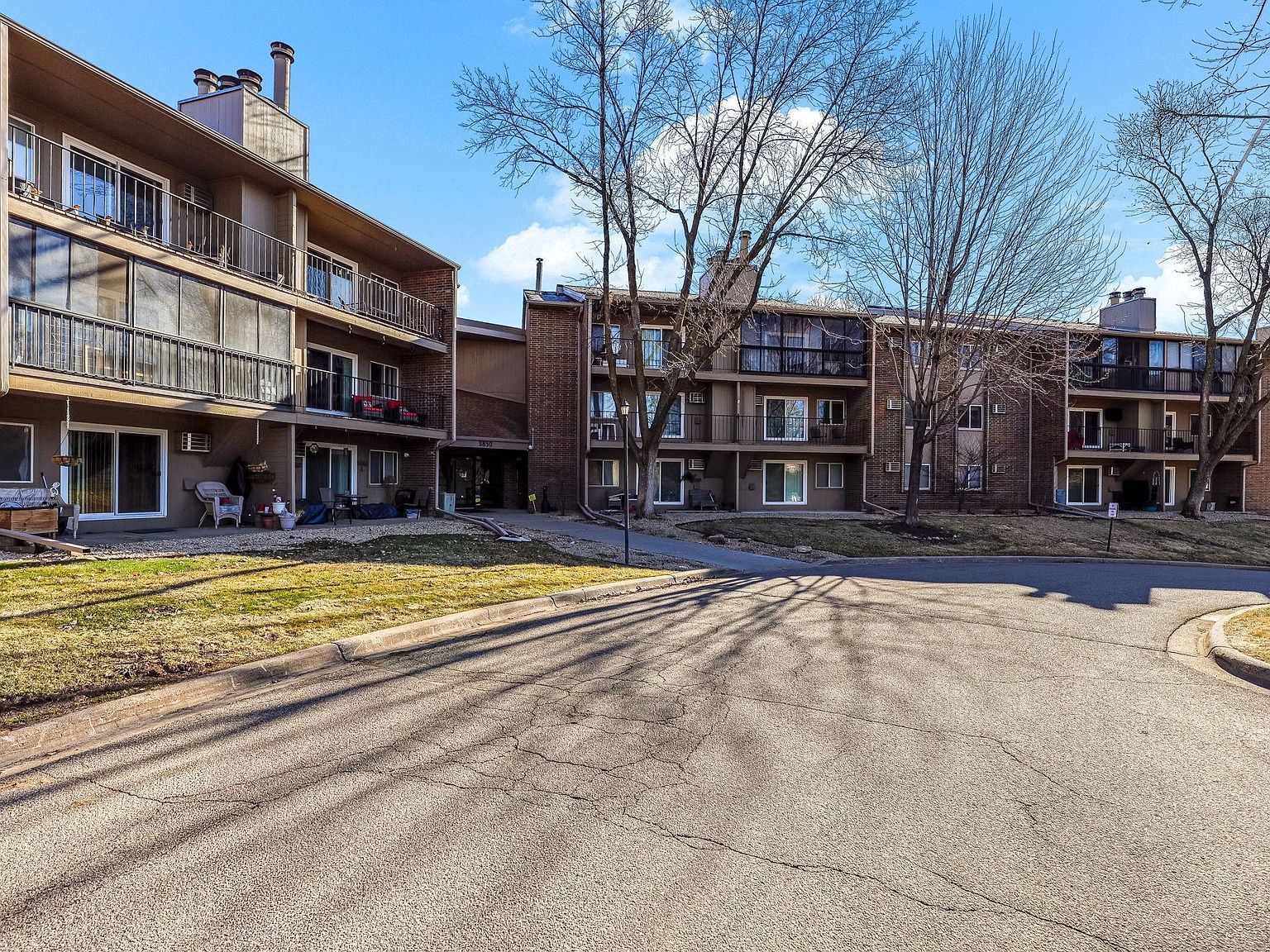 3850 Plymouth Blvd APT 323 Plymouth, MN 55446 - Thumbnail 2