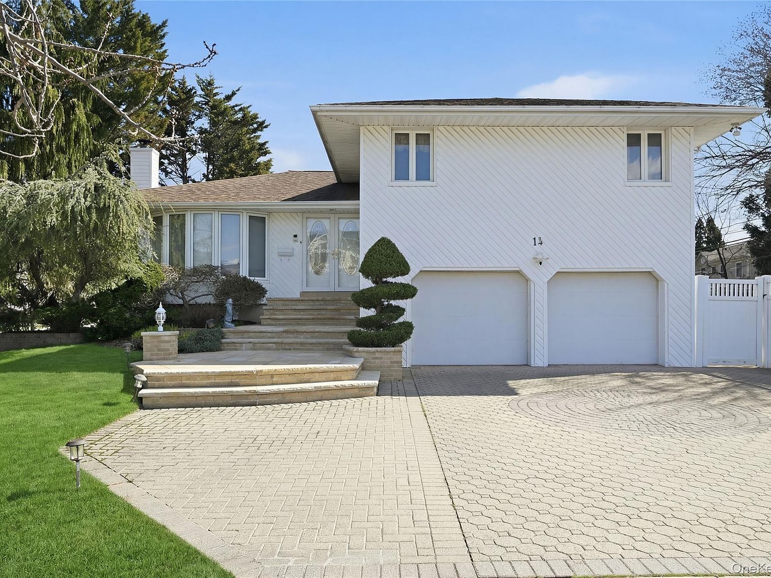 14 Millpond St Jericho, NY 11753  | Single Family