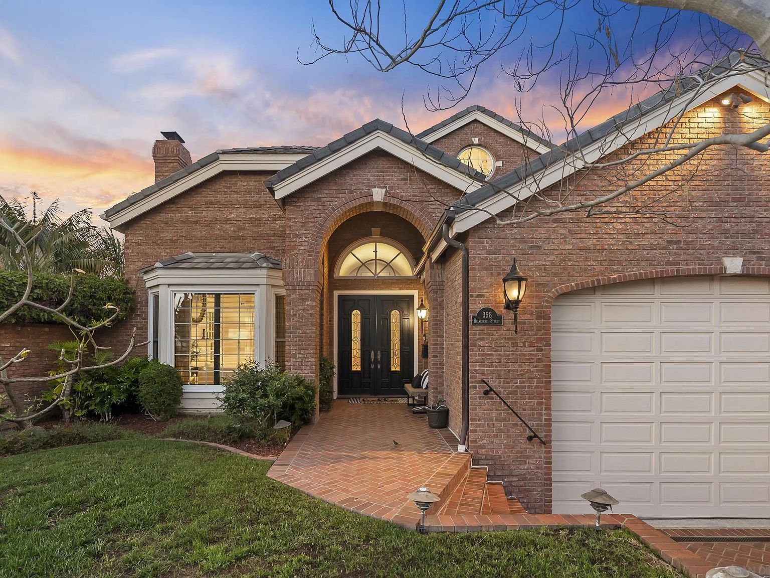 358 Belvedere St La Jolla, CA 92037 - Thumbnail 2