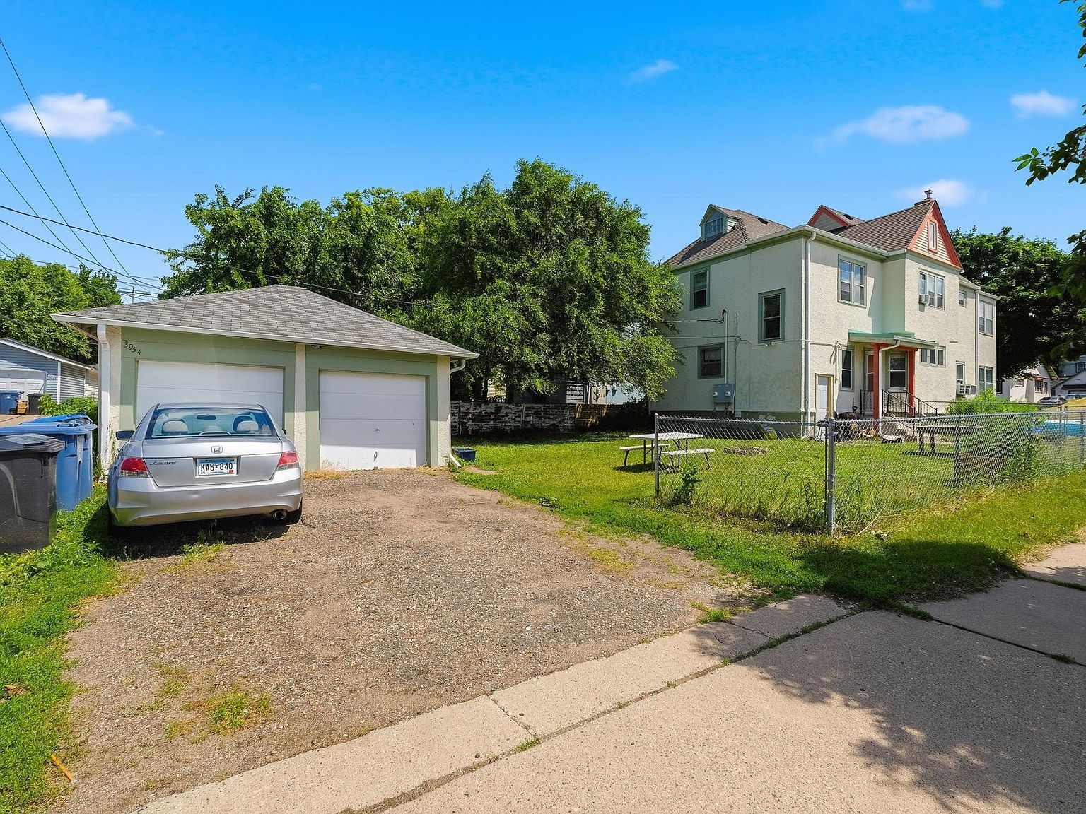 3954 Portland Ave Minneapolis, MN 55407, 55407