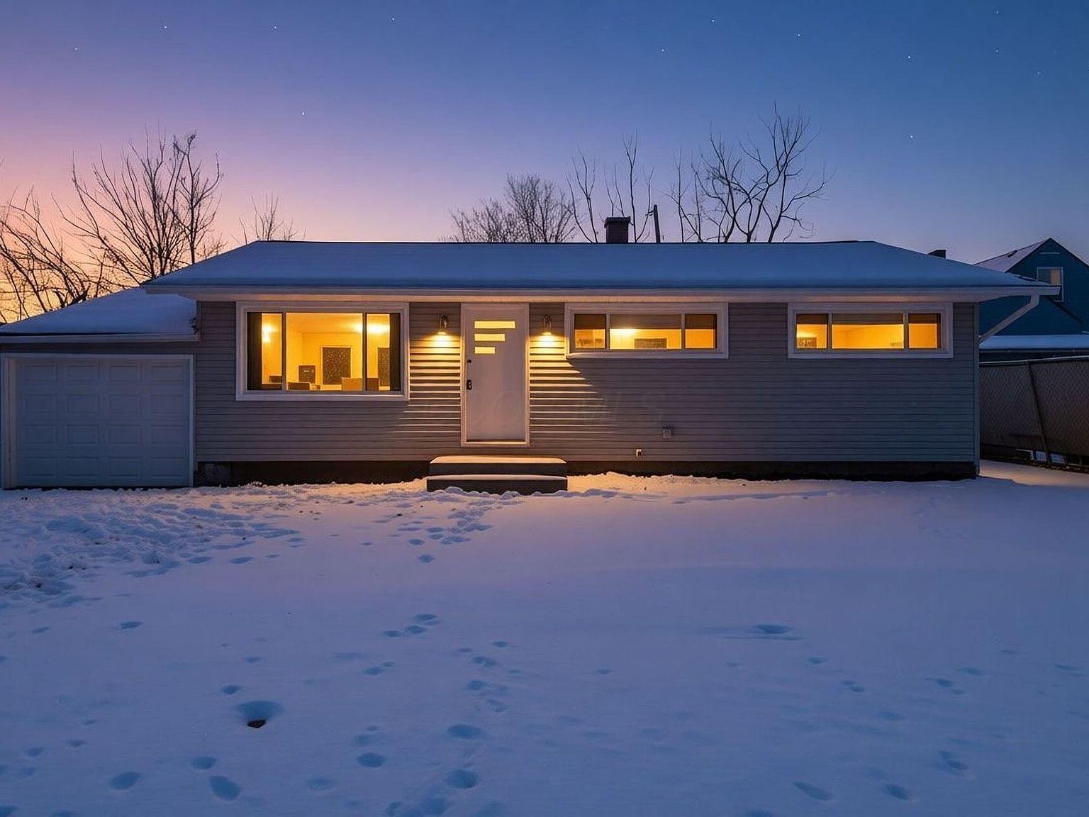 2585 Eakin Rd Columbus, OH 43204 - Thumbnail 2