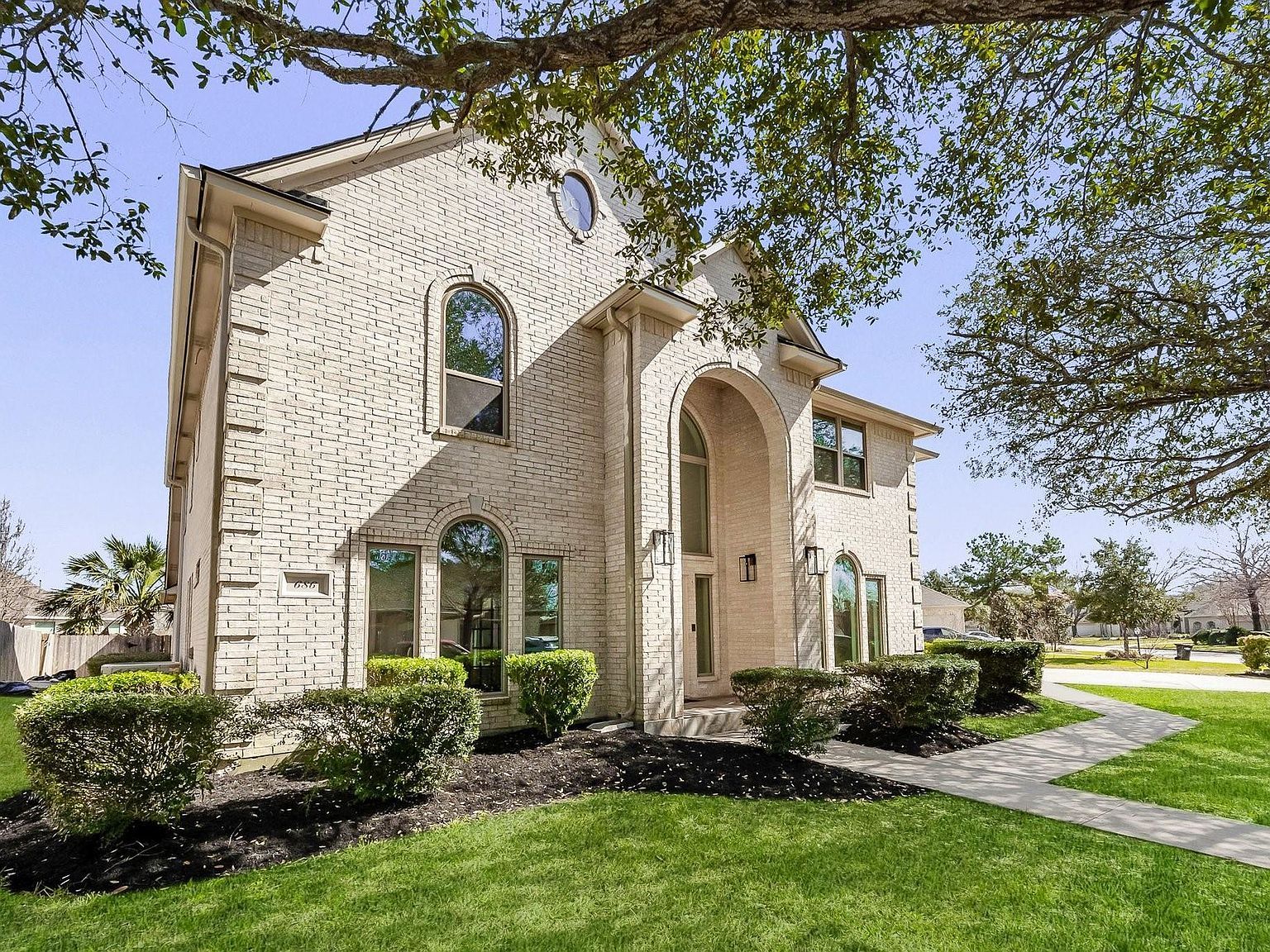 686 Edgewood Dr Montgomery, TX 77356 - Thumbnail 2