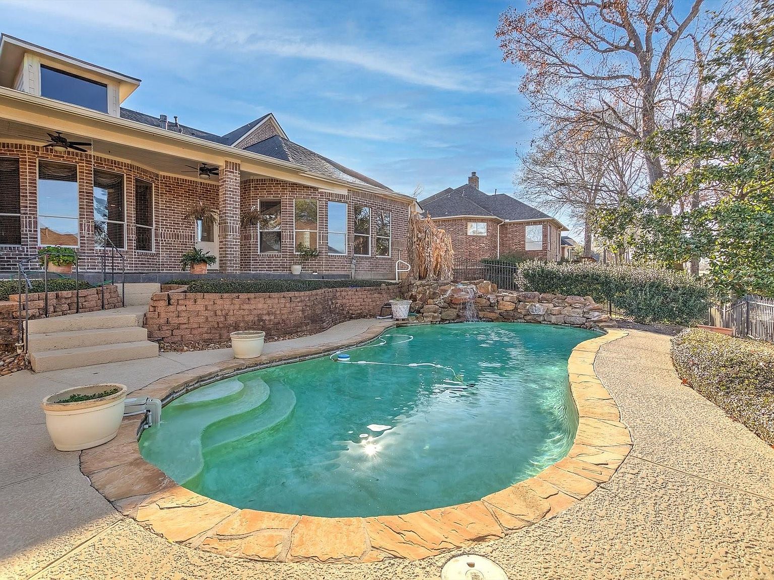 163 Edgewood Dr Montgomery, TX 77356 - Thumbnail 2