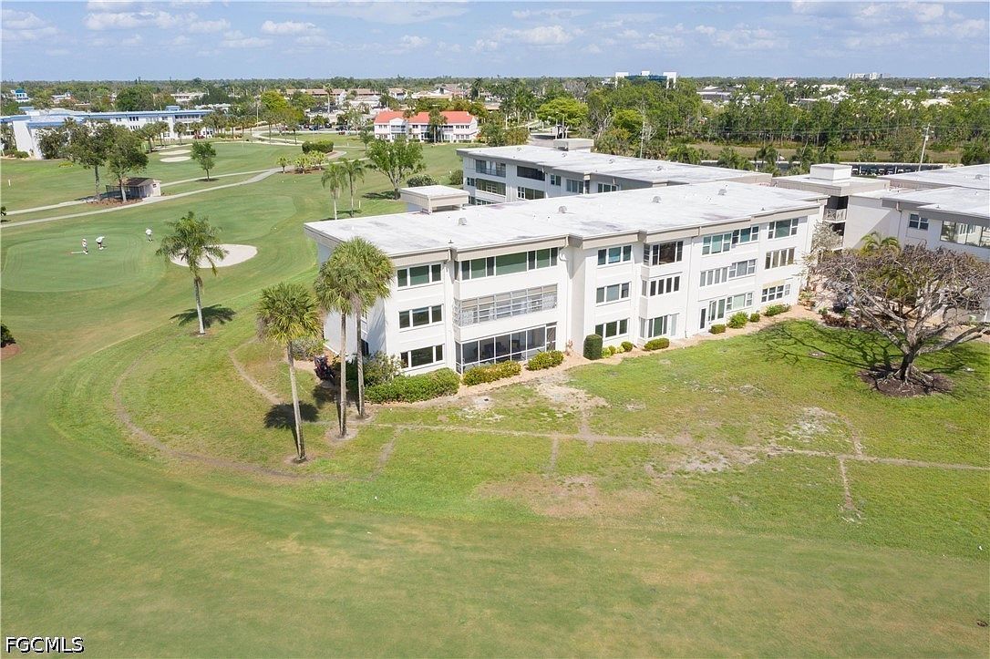 6102 Augusta Dr APT 116 Fort Myers, FL 33907 - Thumbnail 2