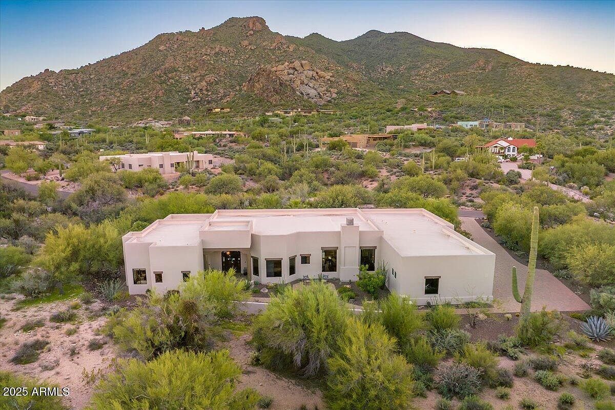 37021 N Lazy Burro Rd Carefree, AZ 85377 - Thumbnail 2