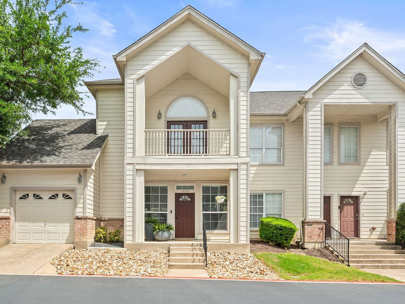 12213 Abbey Glen Ln Austin, TX 78753  | Single Family