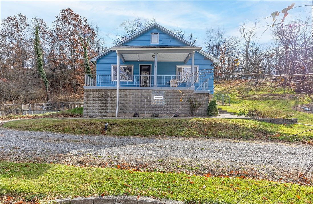 1470 Old Leechburg Rd Pittsburgh, PA 15239 - Thumbnail 2