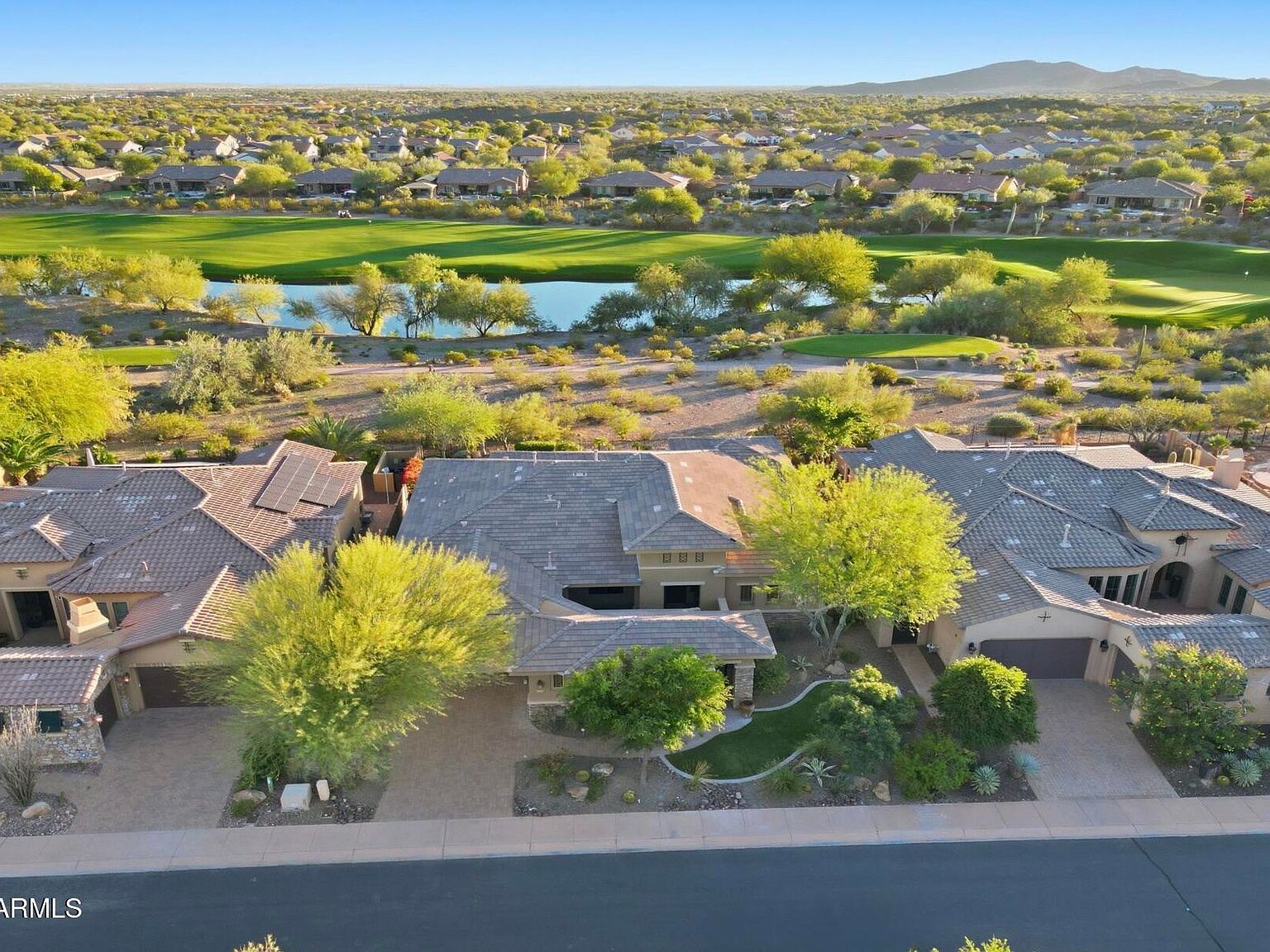 12793 W Oyer Ln Peoria, AZ 85383 - Thumbnail 2