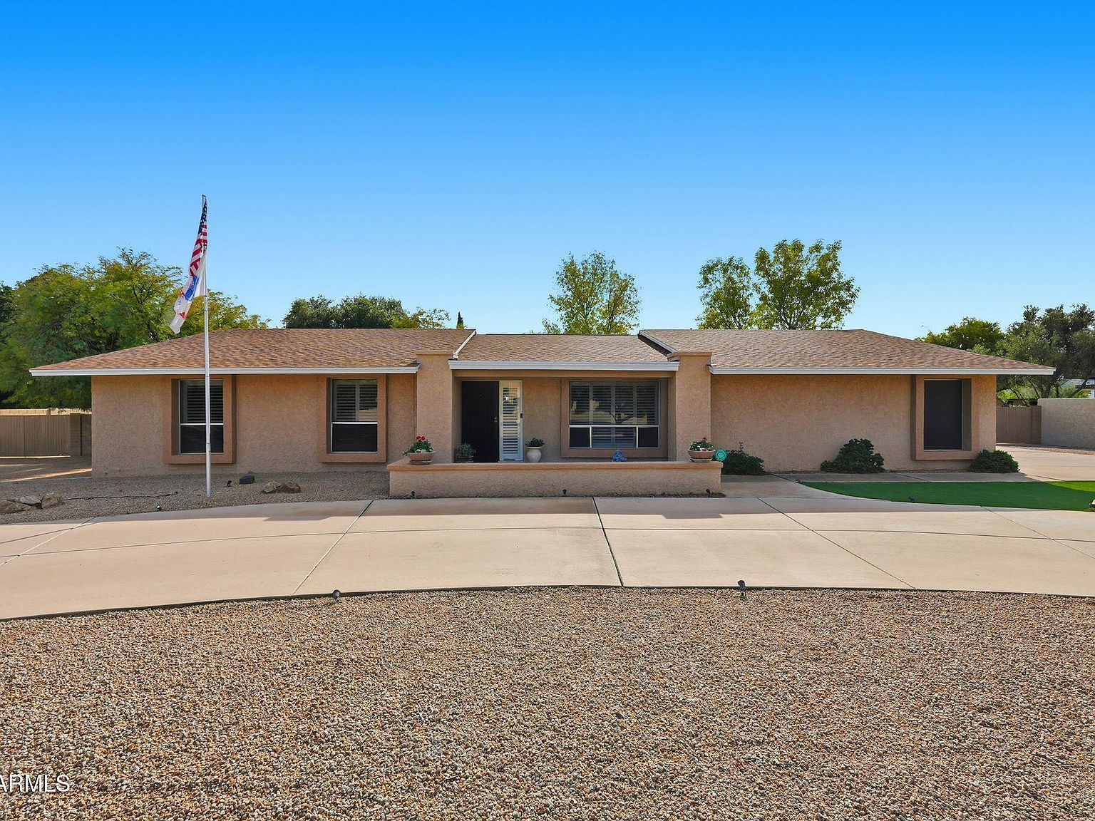 4815 W Soft Wind Dr Glendale, AZ 85310 - Thumbnail 2