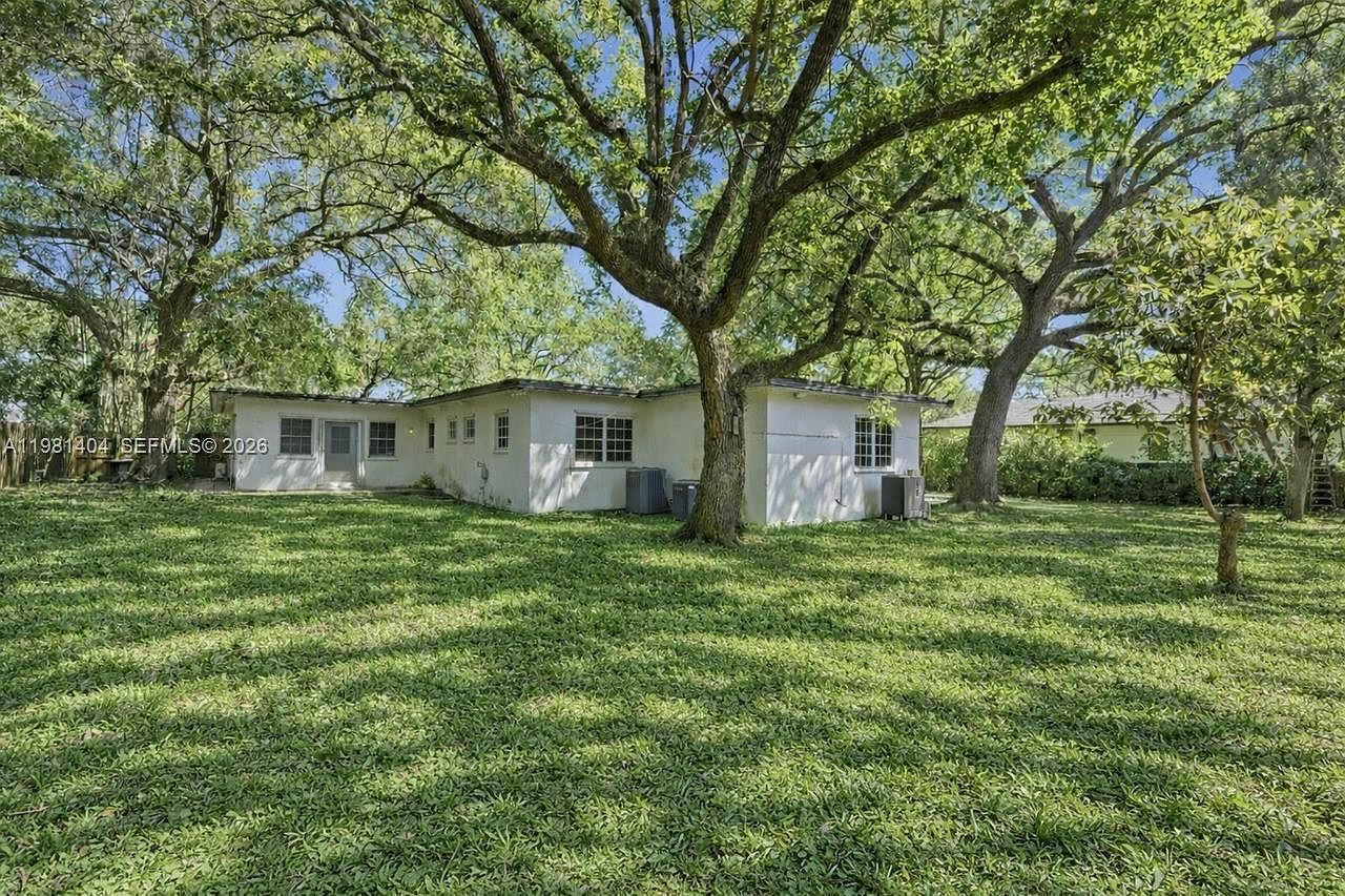 7870 SW 98th St Miami, FL 33156  | Single Family